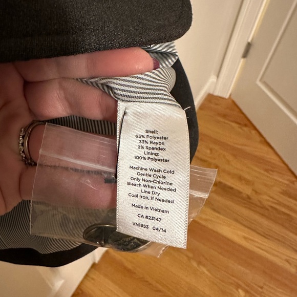 NWT Talbots Woman Charcoal Blazer - Picture 4 of 4